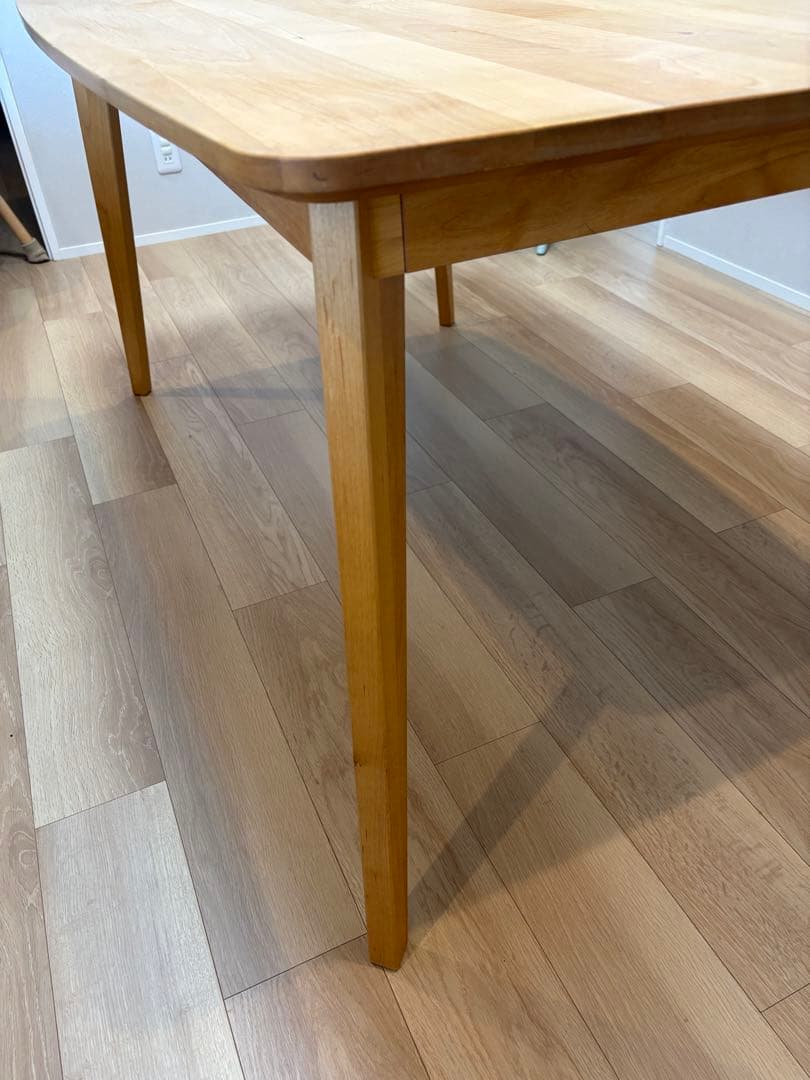 木製長方形ダイニングテーブル