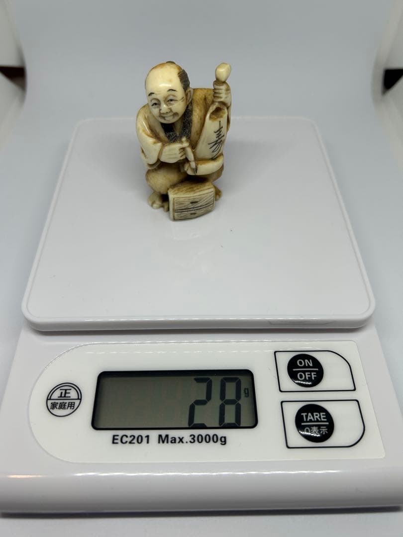 人物根付 二体揃 在銘「千広」「白之」 牙風彫刻 時代根付 骨素材