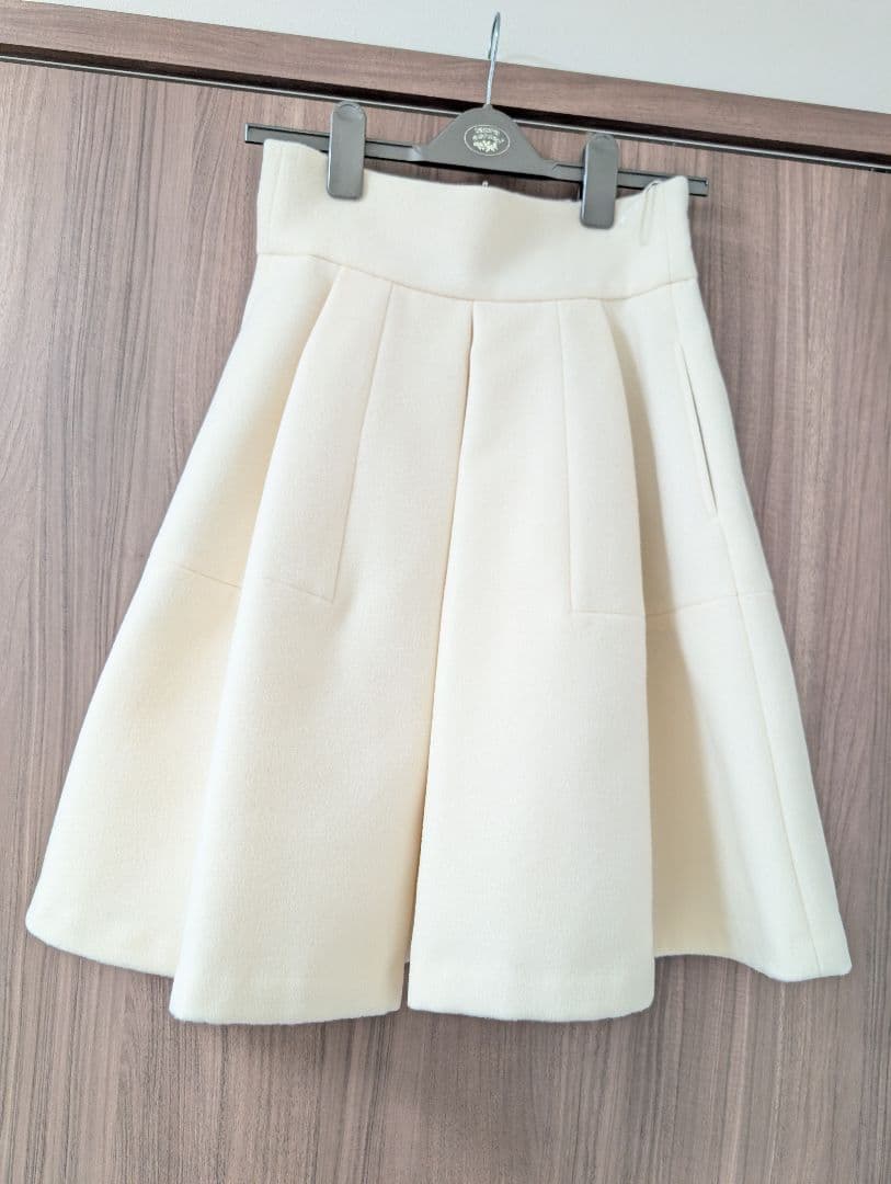 【最終値下げ】セブンテン　ハイウエストフレアキュロット　ホワイト　M