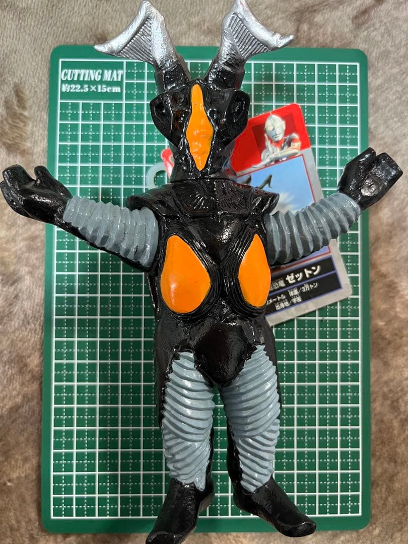 ウルトラマン 怪獣 ソフビ 7体セット(おまけ2個付き)