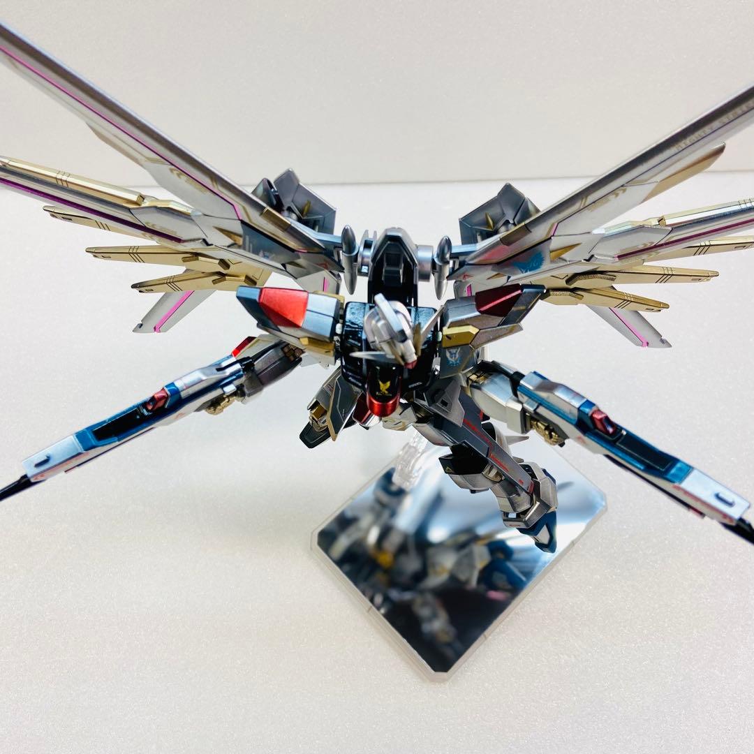 HG マイティーストライクフリーダムガンダム 全塗装 完成品 ガンプラ 塗装済み
