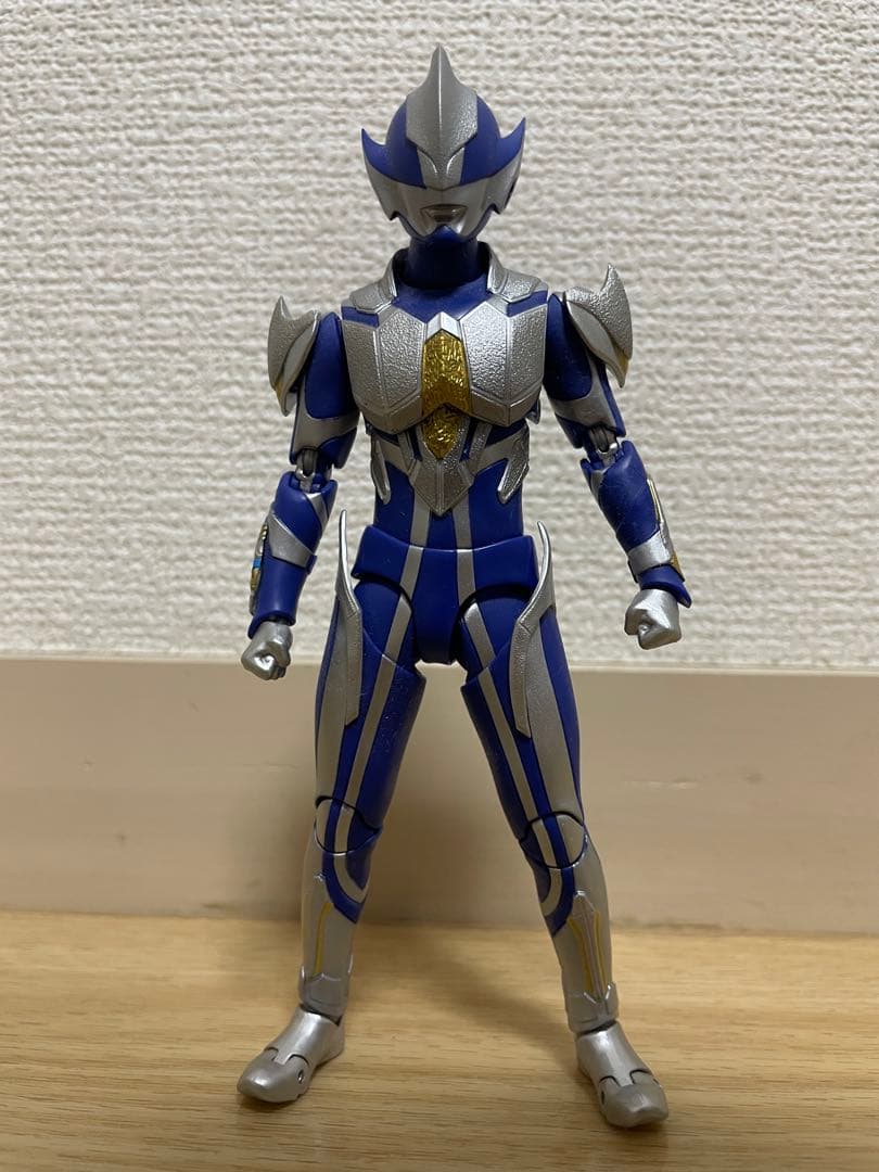 S.H.フィギュアーツ　ハンターナイトツルギ