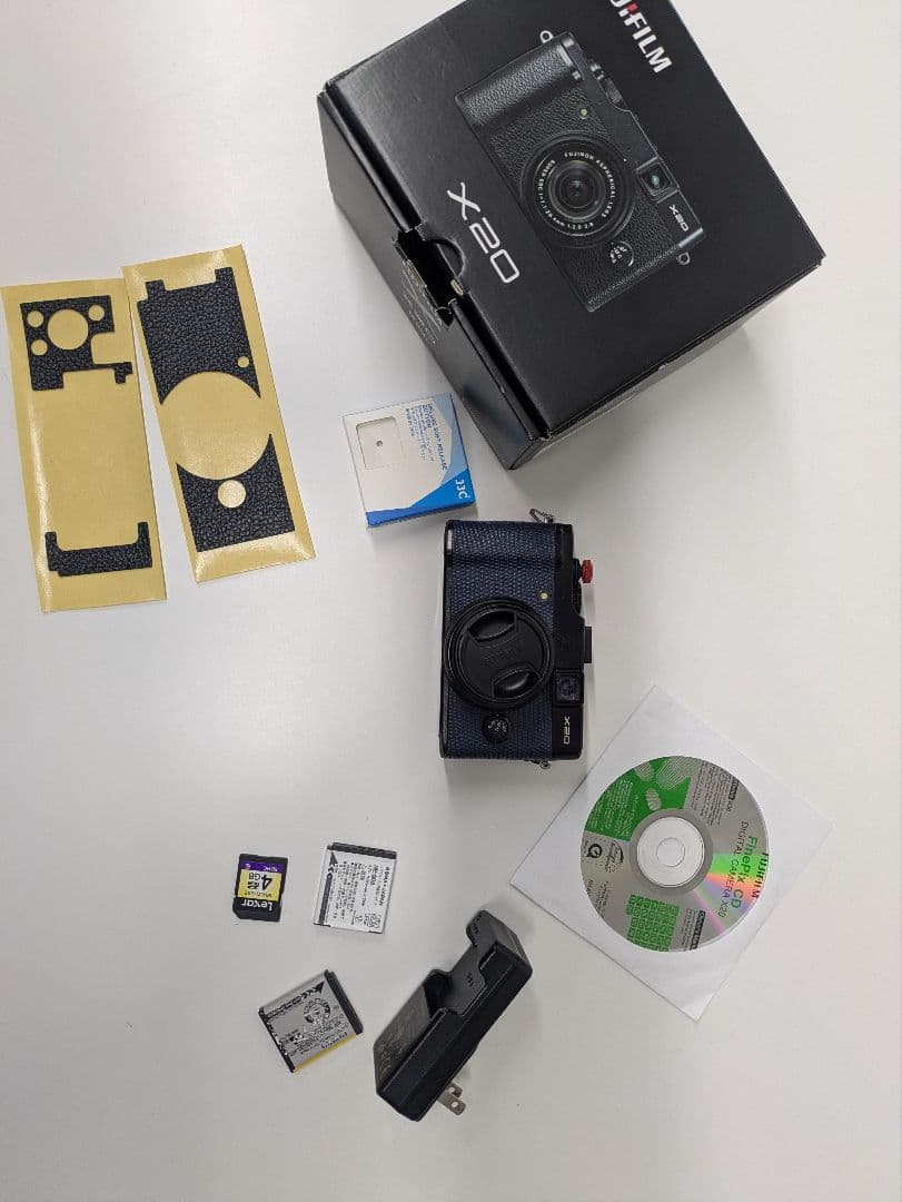 Fujifilm X20 コンパクトデジタルカメラ ネイビーリザード張替済