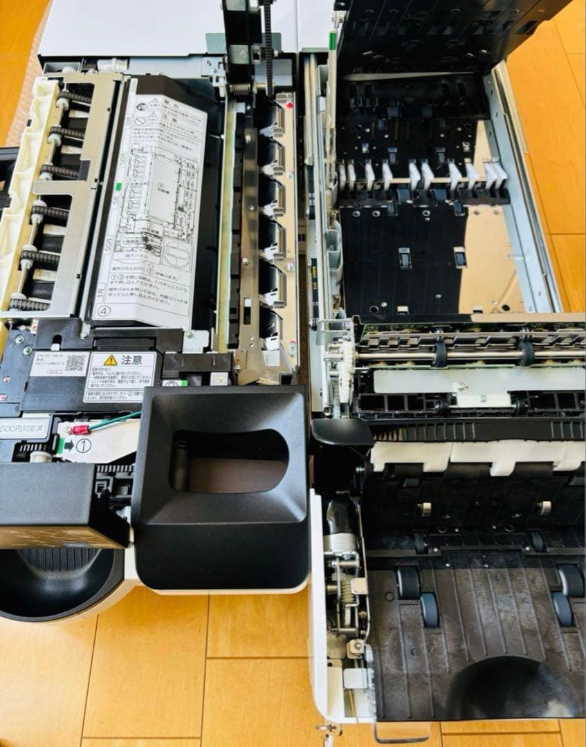自動釣銭機 ECS-777 硬貨・紙幣フルセット 動作良好 匿名・追跡・送料