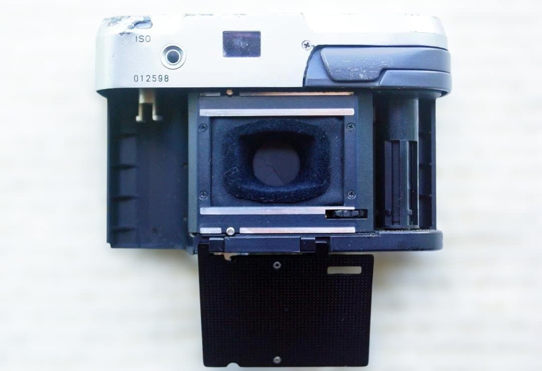 ジャンク】初代 CONTAX T 35mmフィルムカメラ【ストロボ付き】