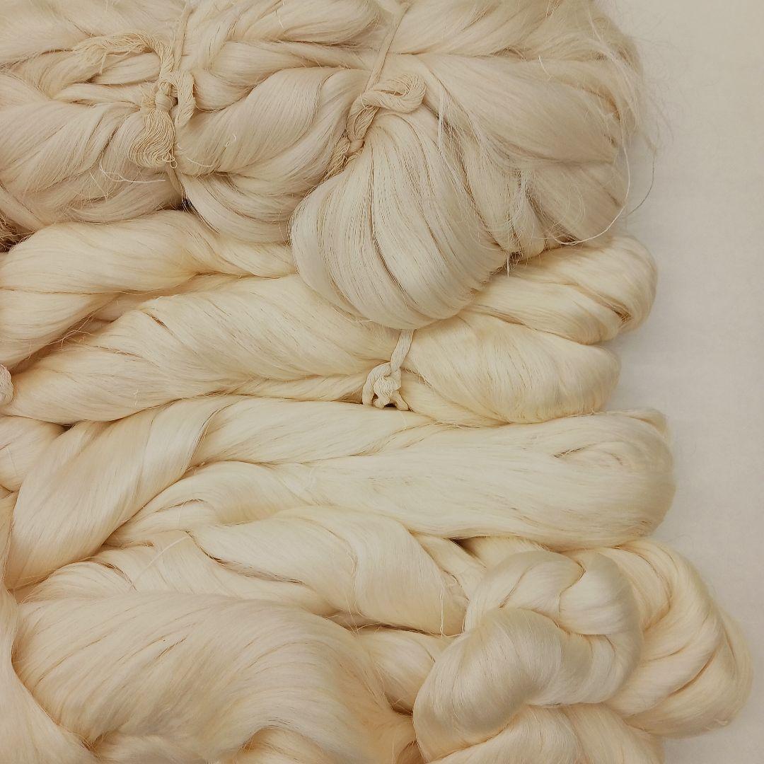 生糸大量　精錬前　未使用絹糸