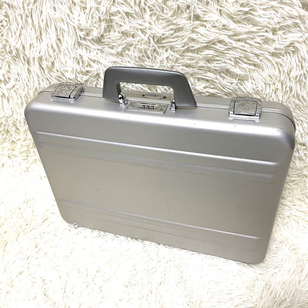 ゼロハリバートン アタッシュケース Elite by ZERO エリート アルミ