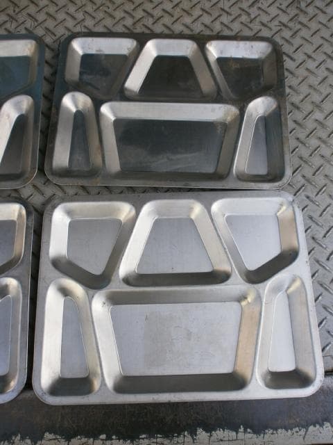 米軍　実物　放出品　ステンレス製　フード　トレー 　6枚セット