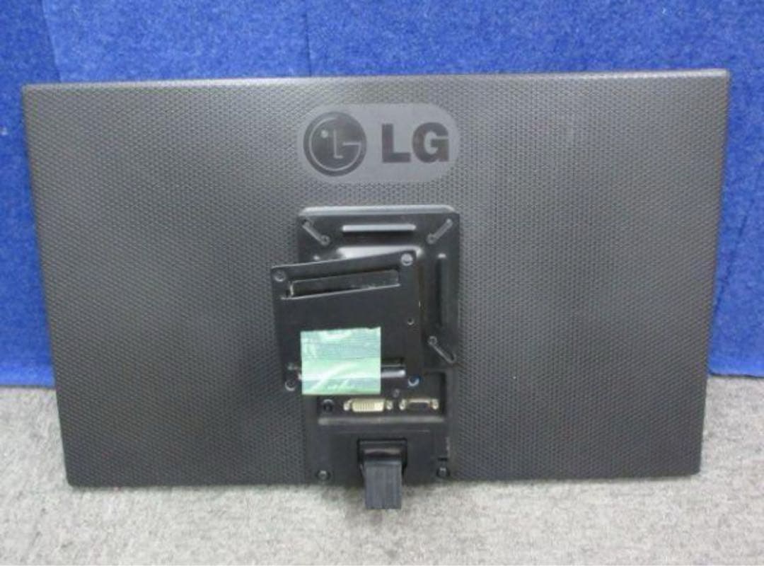 防犯カメラ4台 液晶壁掛けモニター《2TB搭載》