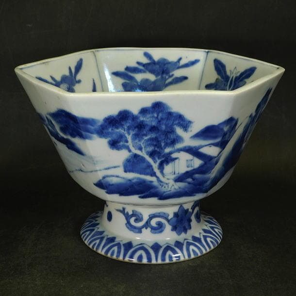 【時代磁器　山水染付内草花紋　八角形　大盃洗】