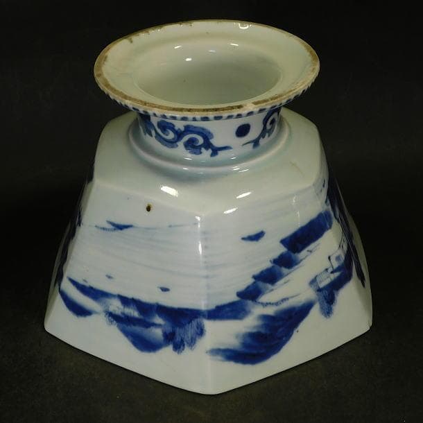 【時代磁器　山水染付内草花紋　八角形　大盃洗】