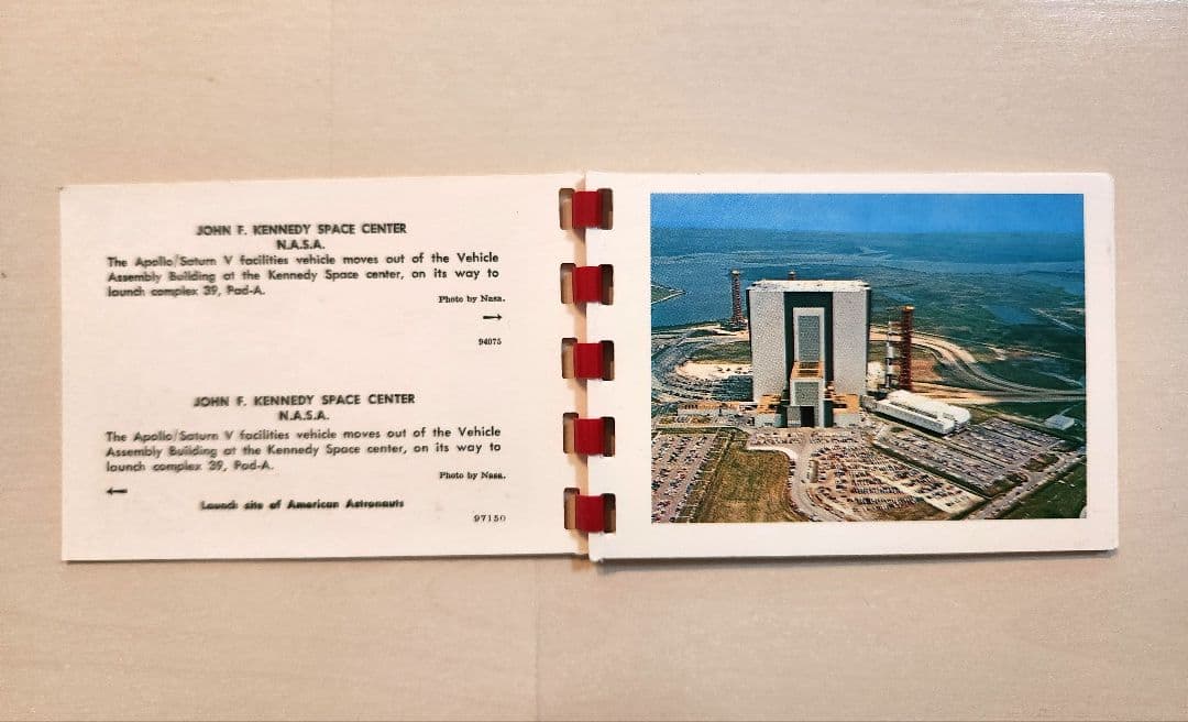 ７０年代NASA ケネディ宇宙センター ペナント&ポストカード
