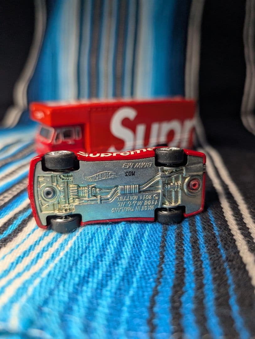 Supreme Hot Wheels Fleet Flyer ミニカー BMW