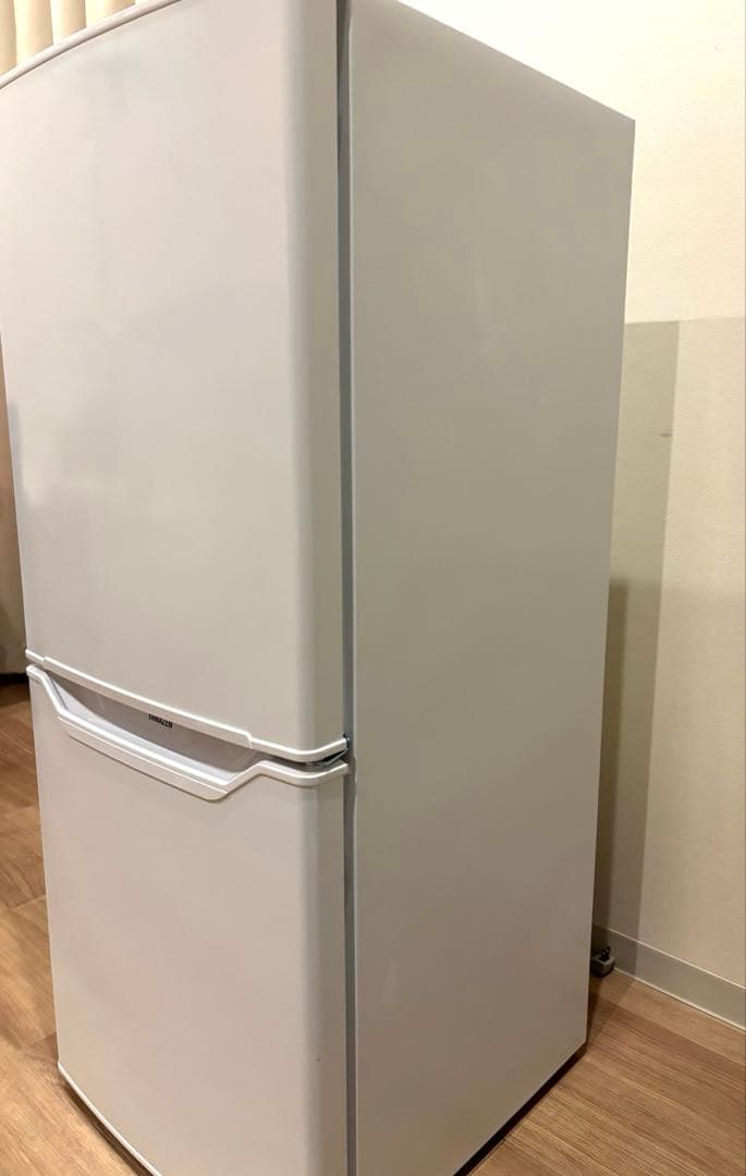 送料込¥15,800 2024年製YAMAZEN コンパクト冷蔵庫 106ℓ