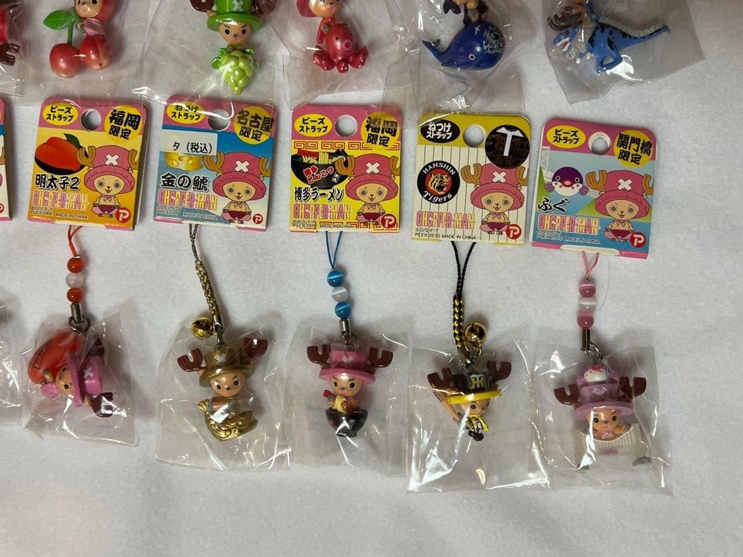 ご当地キーホルダー）26体ONE PIECE チョッパー23体+ルフィ3体