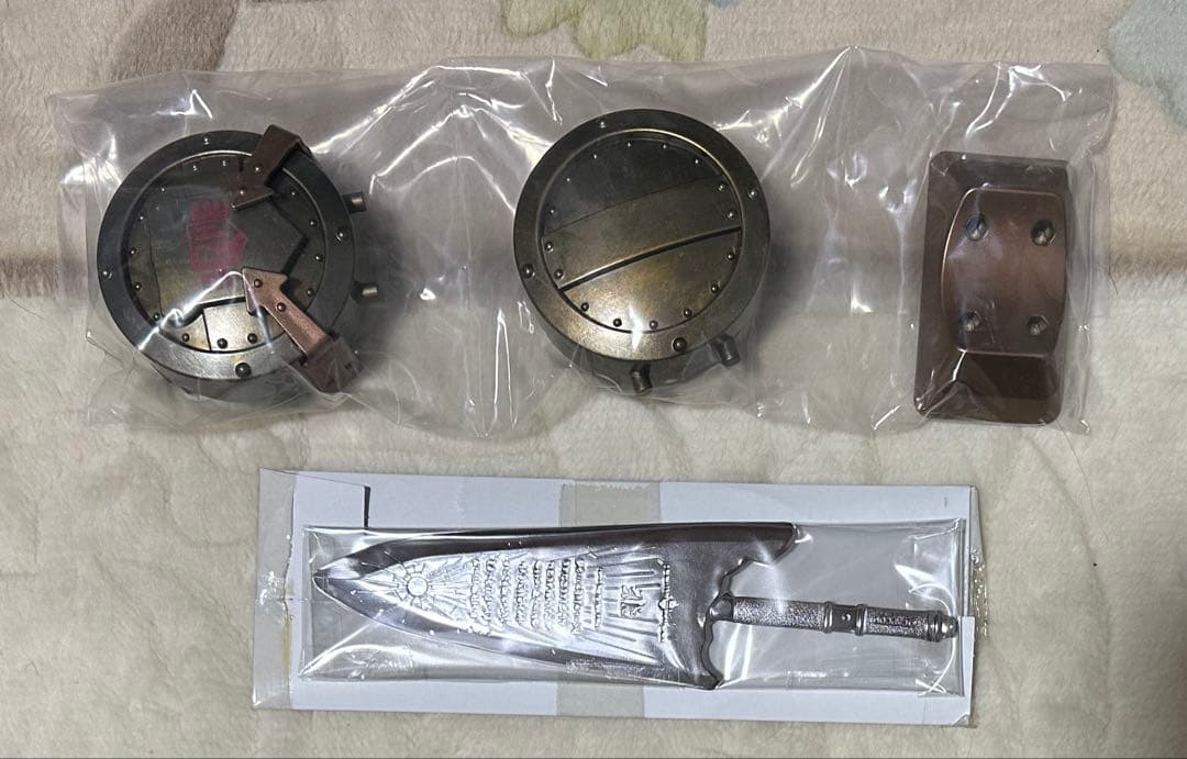 希少品】モンスターハンター エピタフプレート型ケーキナイフ＆支給品BOX