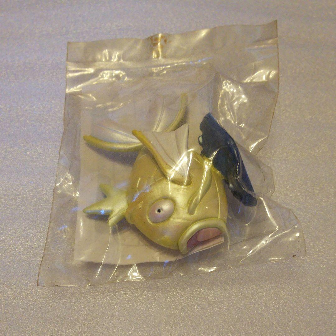 ポケモンフィギュア 金のコイキング - メルカリ