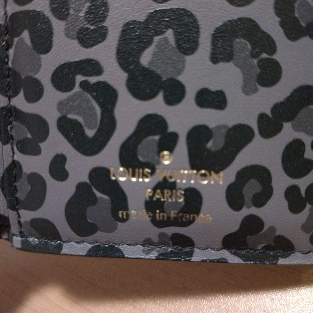 【ルイヴィトン】 ポルトフォイユ カプシーヌ レオパード