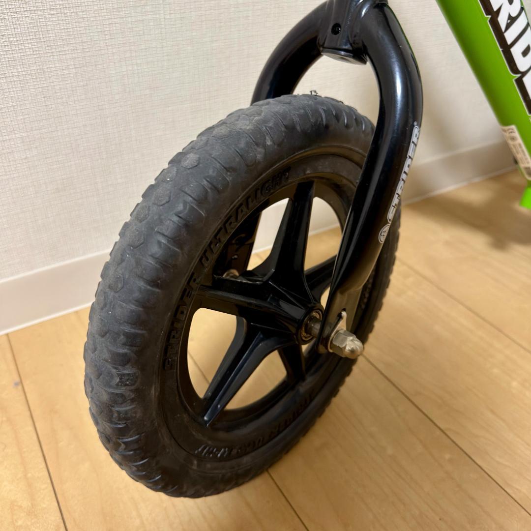 美品 ストライダー スポーツ グリーン 12インチ Strider Sports