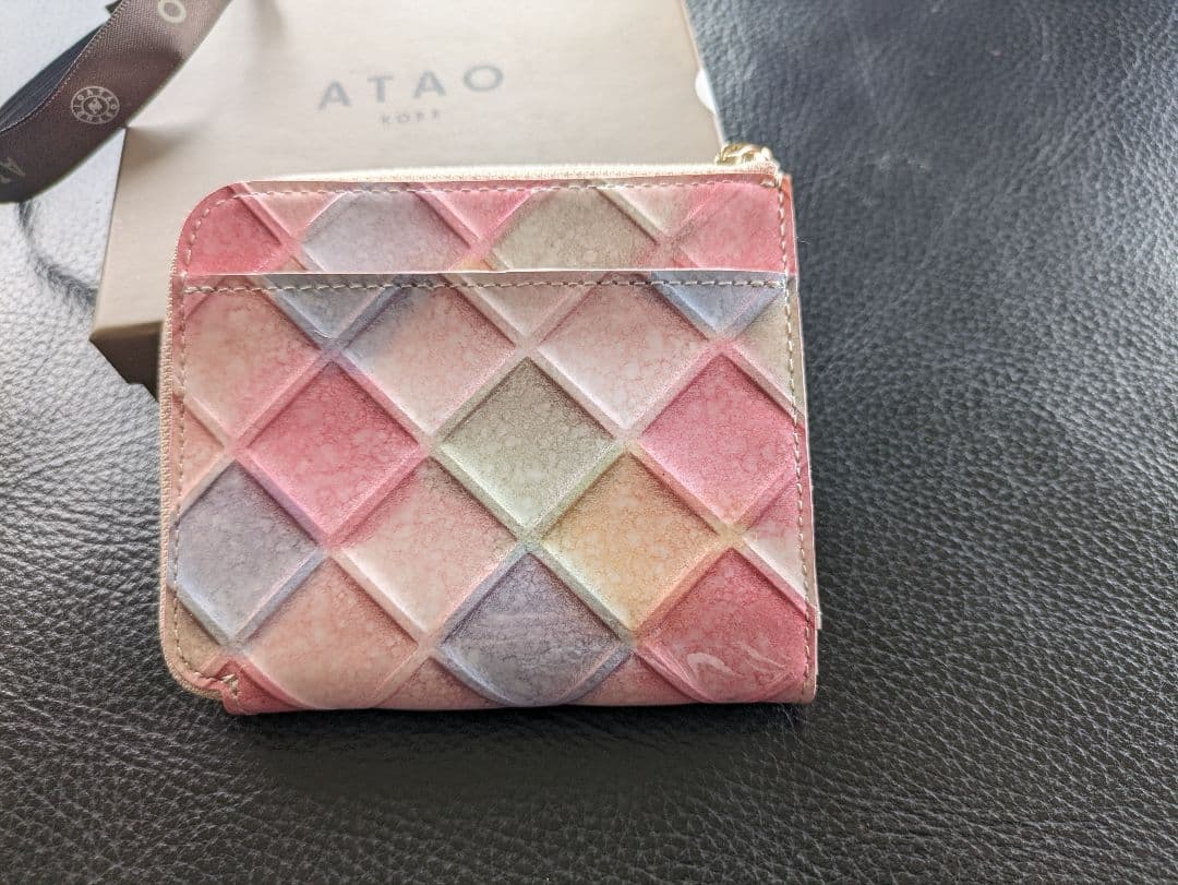 ATAO マルチカラー ダイヤモンド財布