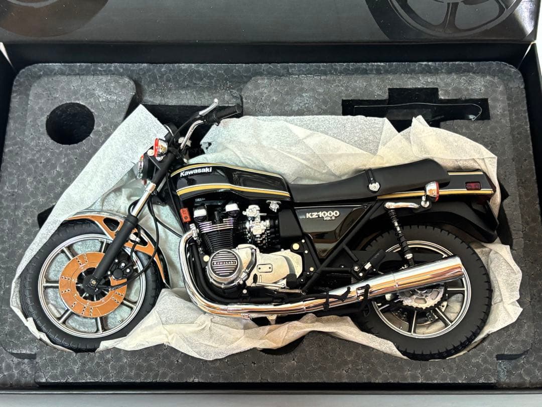 Wit's 宮沢模型1/12 Kawasaki KZ1000 Mk.Ⅱ エボニー