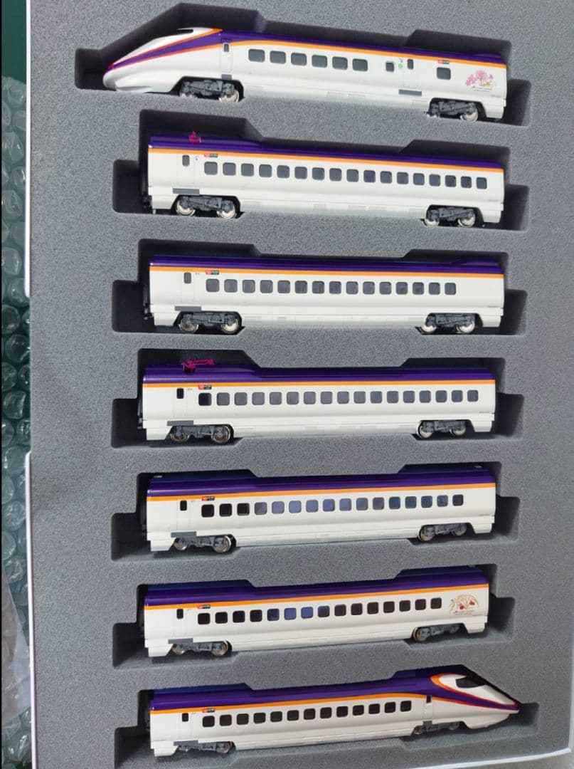 JR E3系2000番台 山形新幹線 つばさ 新塗装 10‐1255　 本文必ず