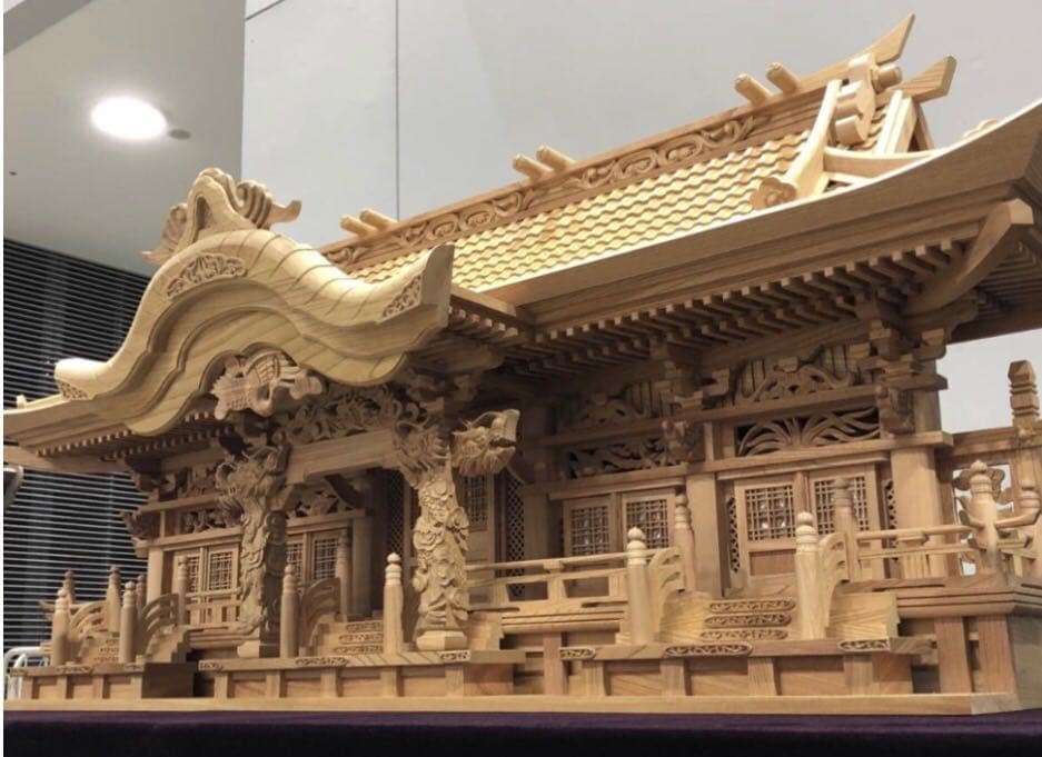 総ケヤキ材 金具なし無双作 別注品 最高級品 特大号 入母屋造本殿 141cm