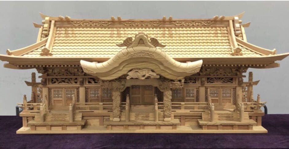 総ケヤキ材 金具なし無双作 別注品 最高級品 特大号 入母屋造本殿 141cm