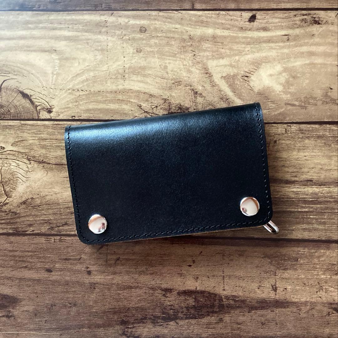 【お札を折らずに収納】カウレザー トラッカーウォレット150（ミドル）3層