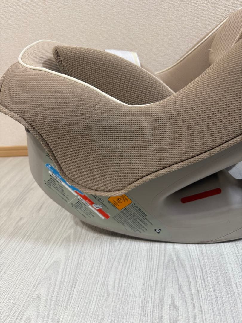 combi コンビ コッコロS UX チャイルドシート ヘーゼルナッツ