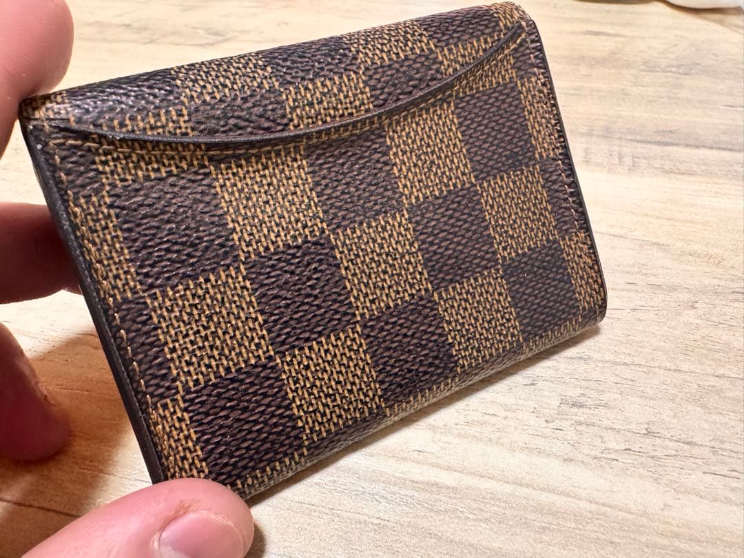 ルイヴィトン　コアラ　財布