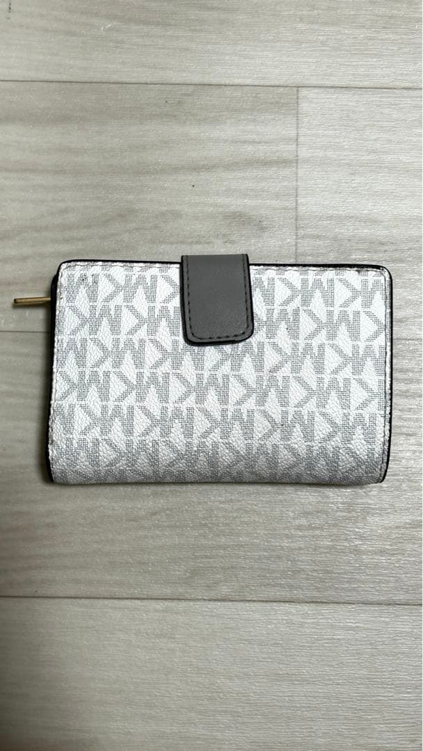 MICHEAL KORS マイケルコース 二つ折り財布 白×グレー マイケルコース