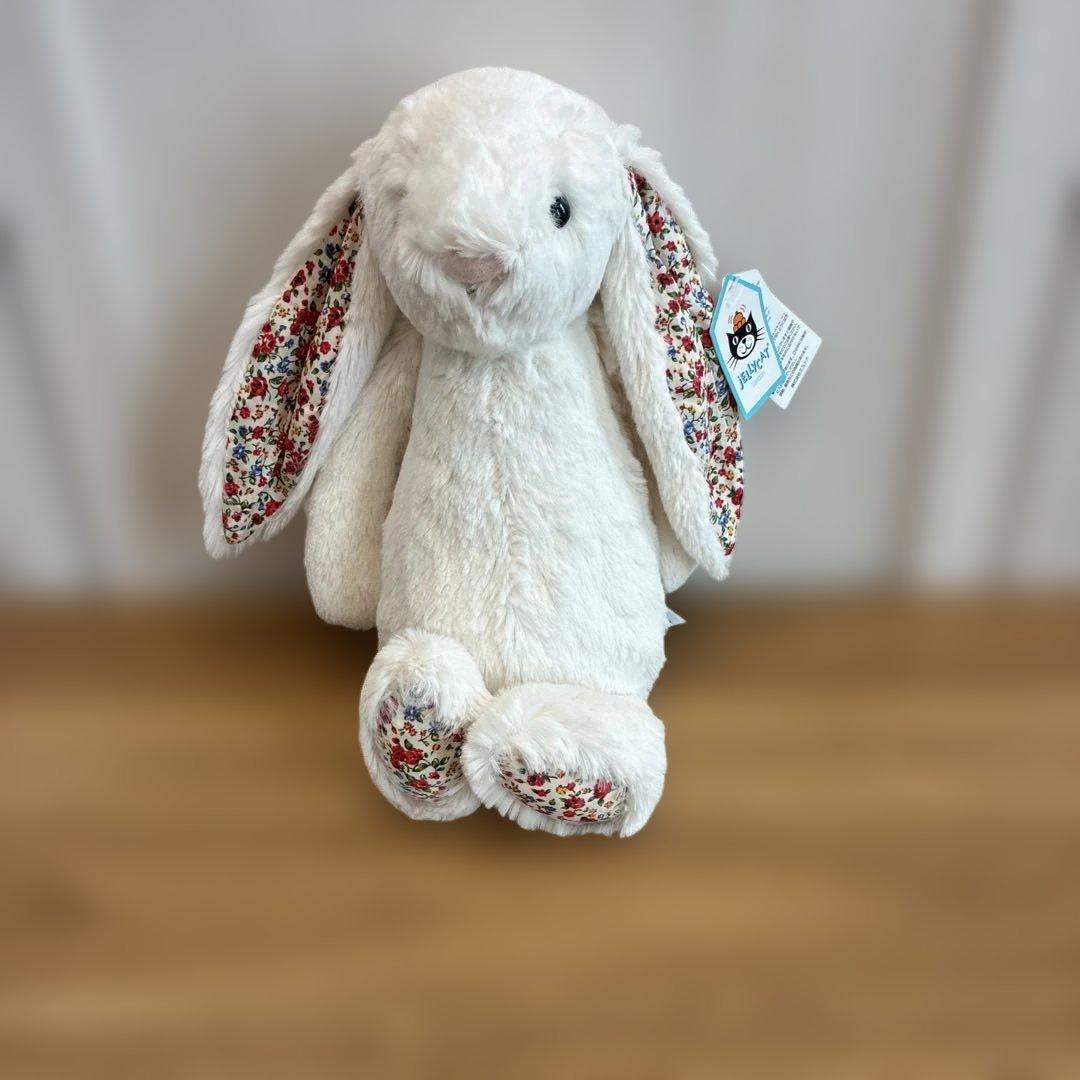ジェリーキャット ブロッサムバニーMサイズ。ブロッサムクリームバニー。