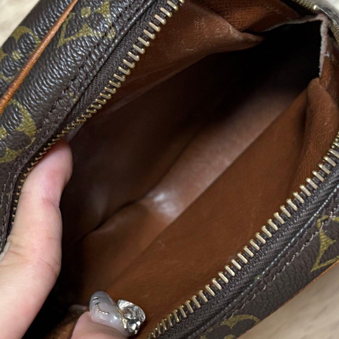 Louis Vuitton ルイヴィトン モノグラム アマゾン ショルダーバッグ