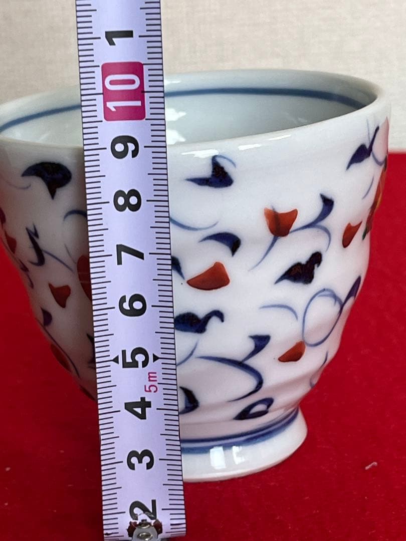 泰山 四代 武腰潤 草花繋ぎ 茶碗 碗 K362 共箱・共布・陶歴