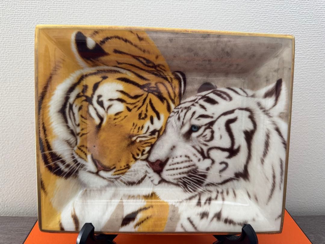 エルメス 絵皿 虎 プレート インテリア - メルカリ