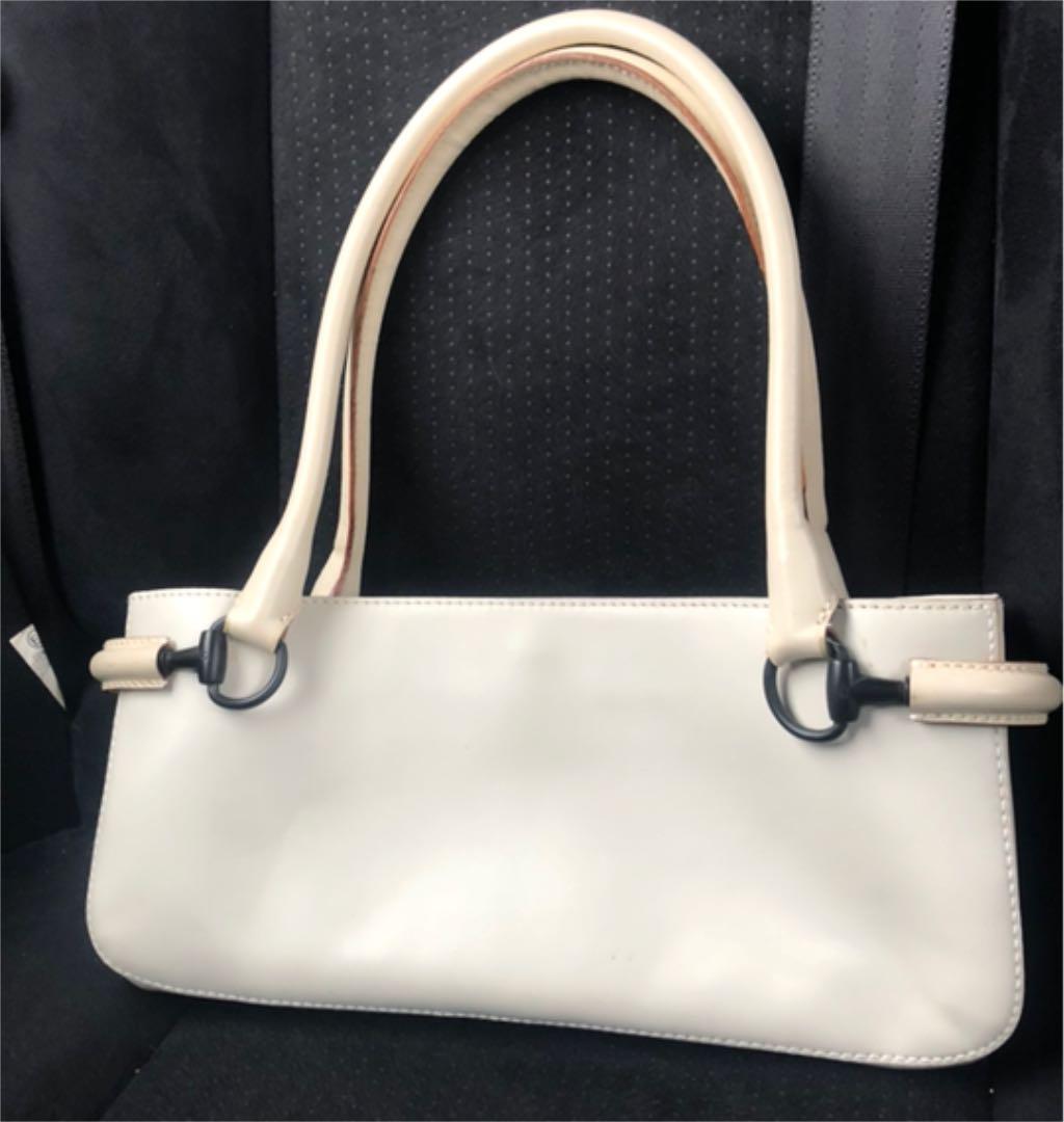 GUCCI 白 ハンドバッグ
