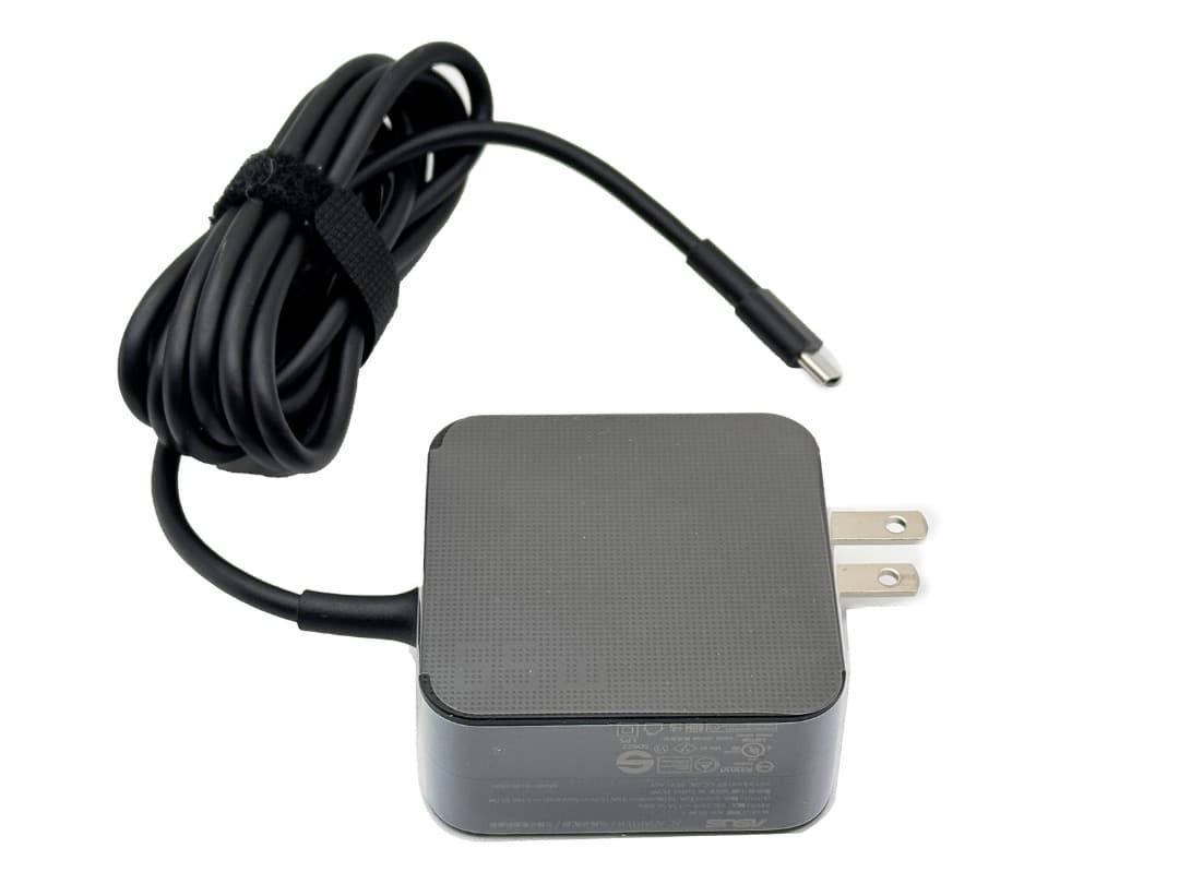 MSI Summit E13 Flip Evoタッチペン、ACアダプタ : PowerHOOD 65W USB