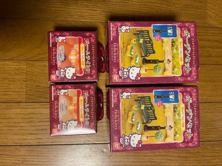 リトルベリーコレクション　Hello kitty ドールハウス