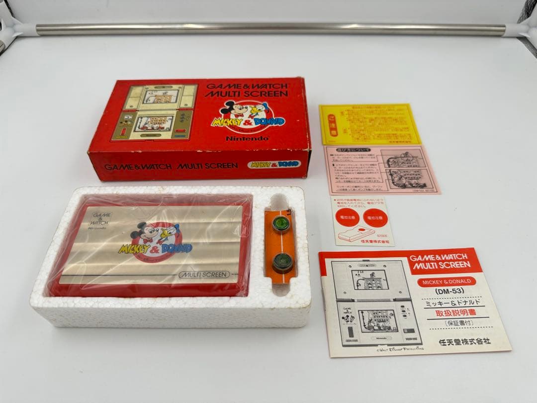 花崗岩製 仏像 蓮の台座付き 約30cm石匠 小林道明作品