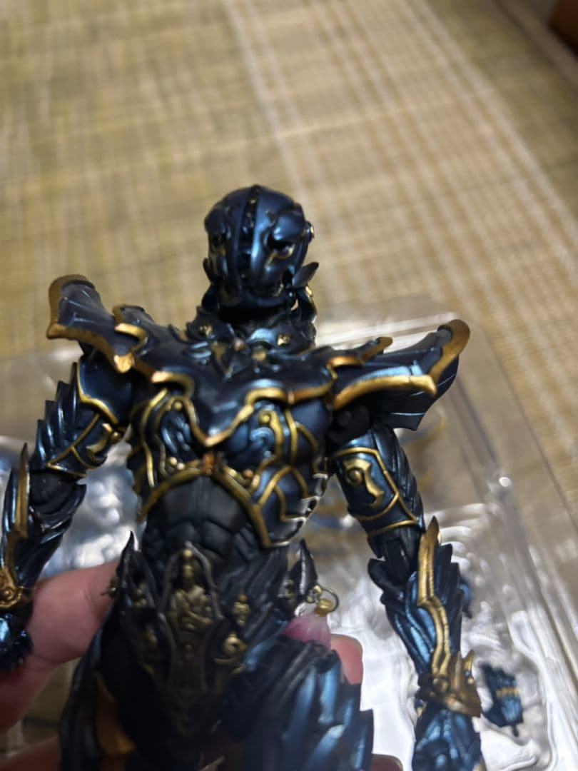 GARO 幻影騎士 クロウ フィギュア