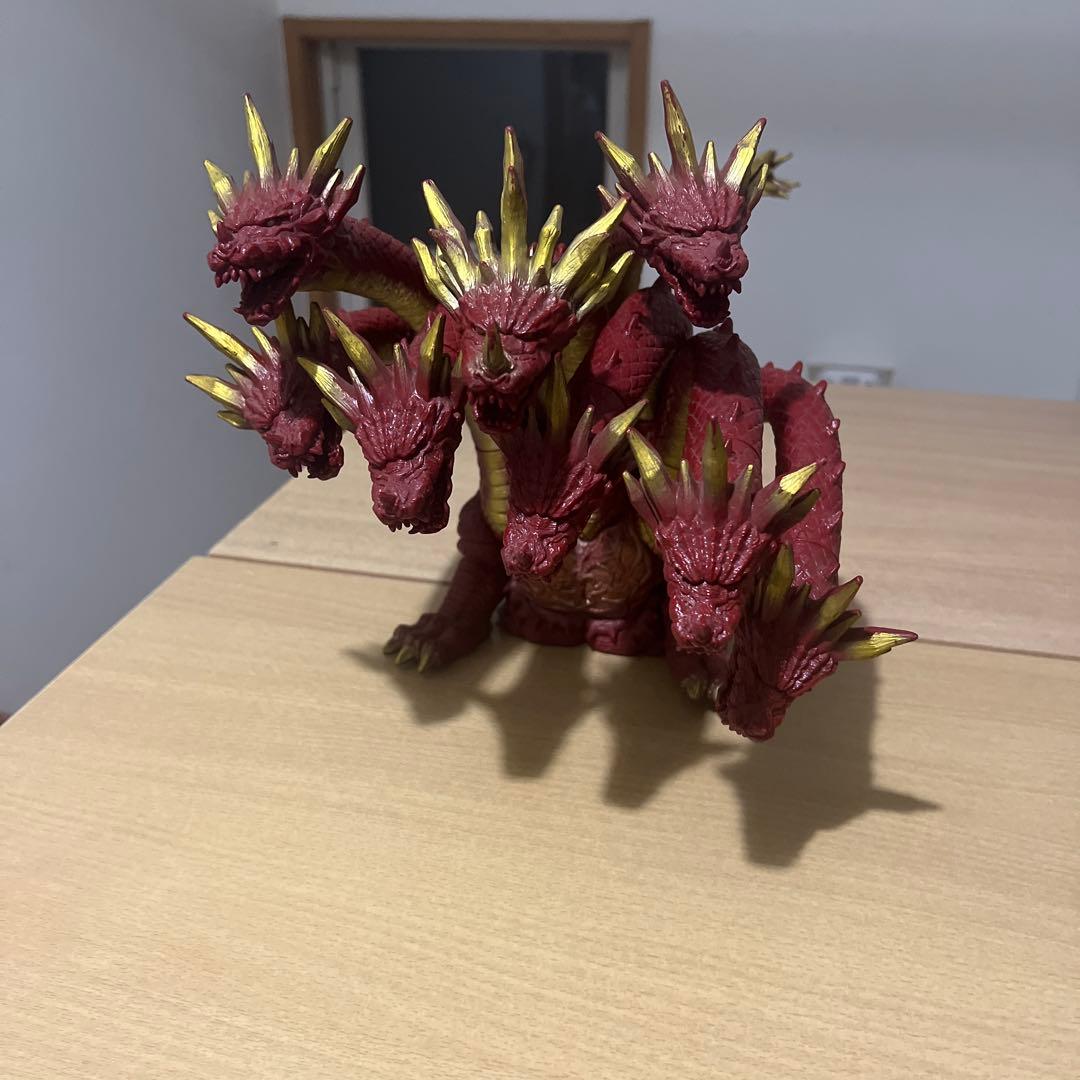 ヤマタノオロチ フィギュア