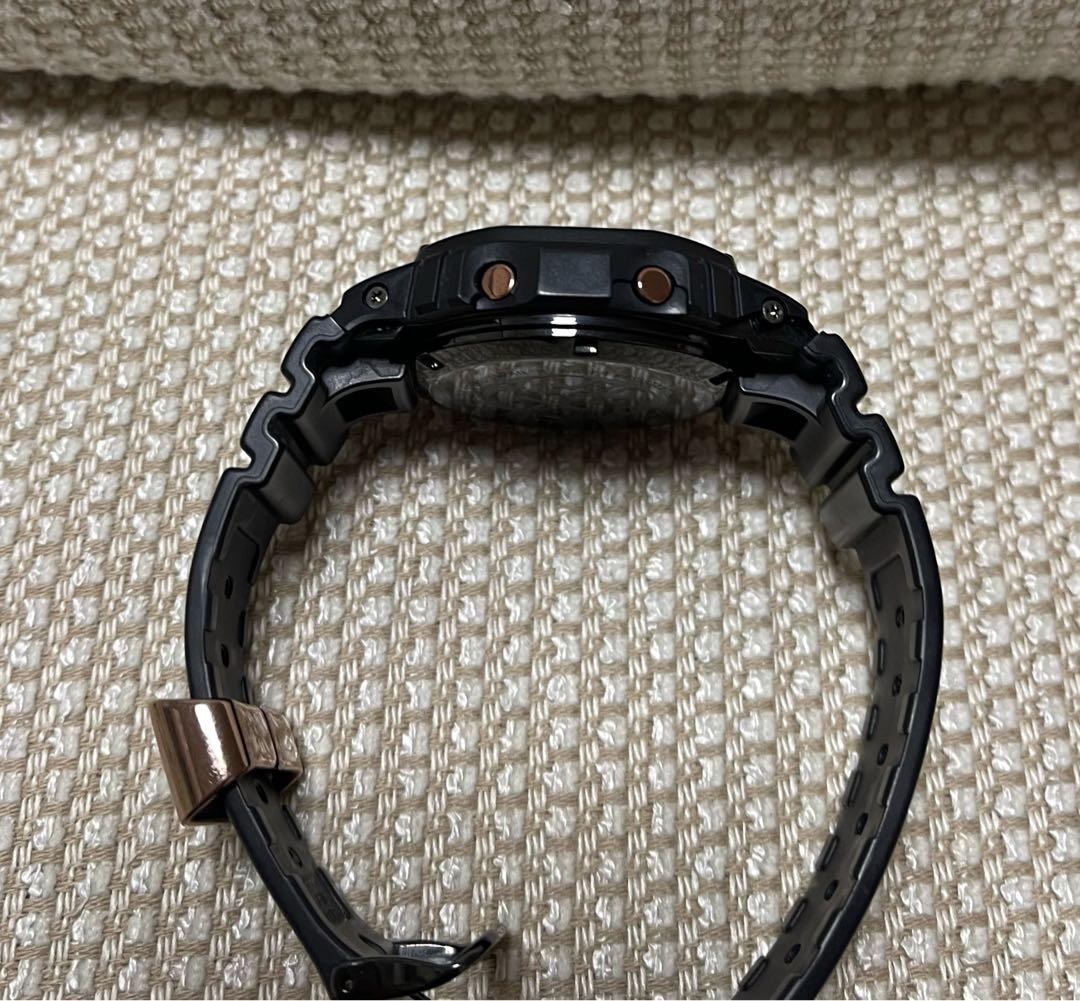 G-SHOCK DW-5030C 30周年記念モデル