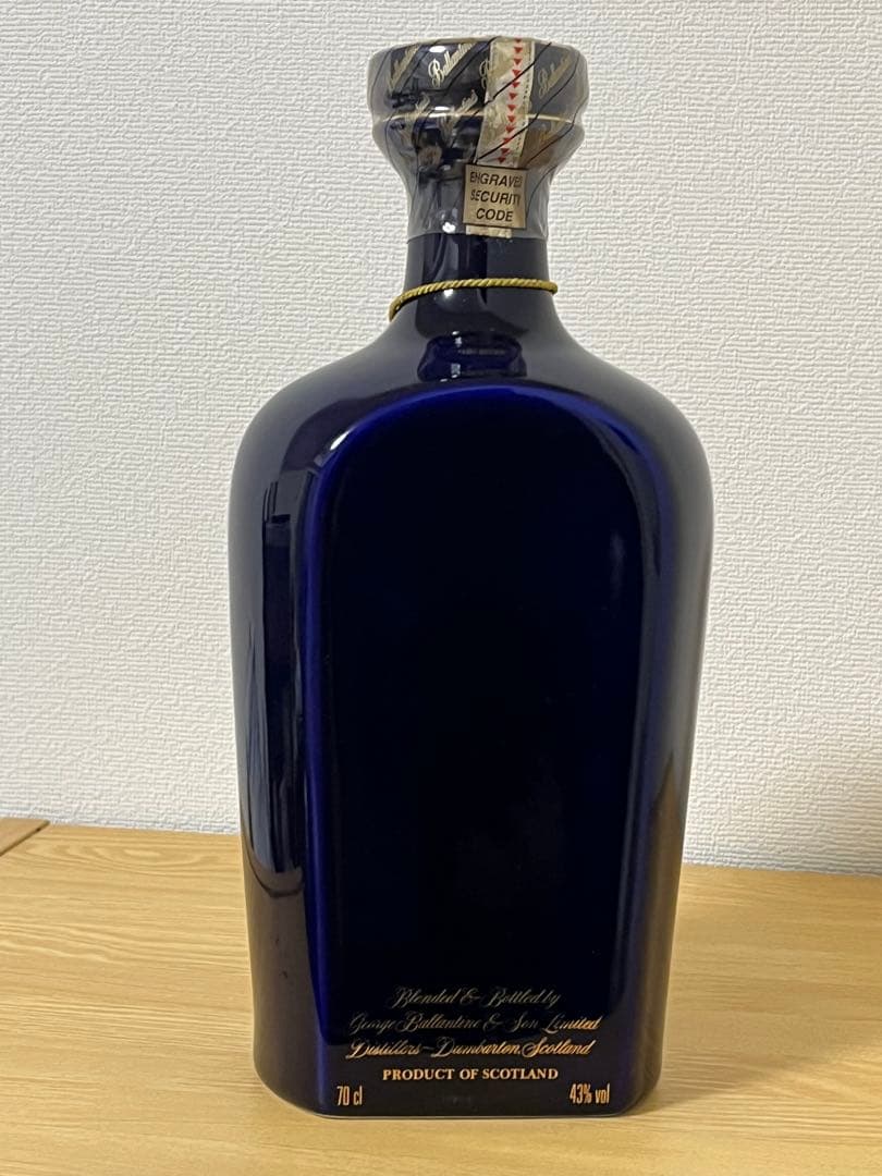 バランタイン21年 青陶器ボトル 43度 700ml 箱無し ウイスキー