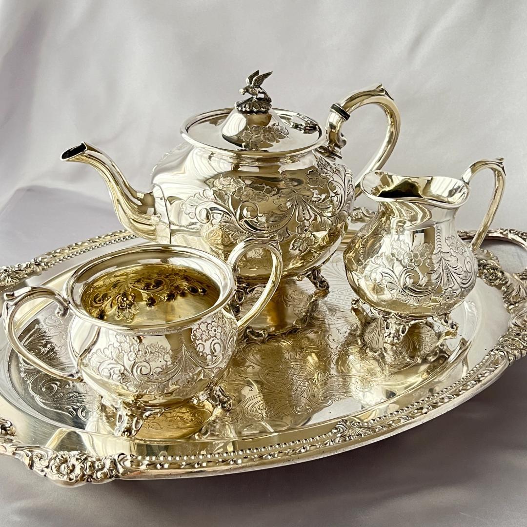 【Harts The Silversmiths】 ファルコンのティーセット 3点 Harts The Silversmiths】 ファルコンのティーセット ショップ 3点