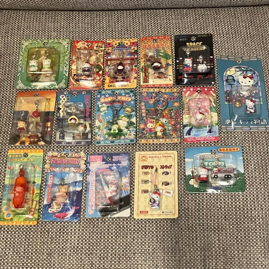 合馬公式アカウント1  ご当地キティ 200個 まとめ売り