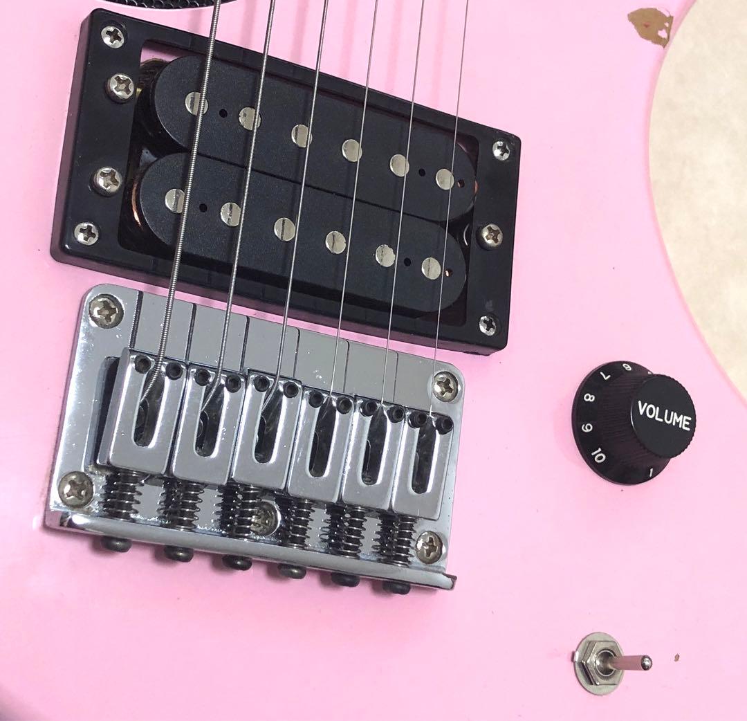 【美品】ZO-3 ピンク アンプ内蔵ミニギター ヘッドフォン端子付