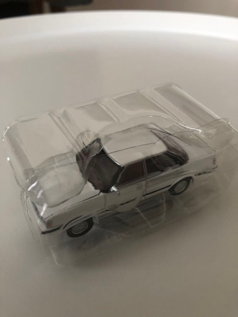 トミーテックリミテッドヴィンテージ　トヨタマークII グランデ84年式　白