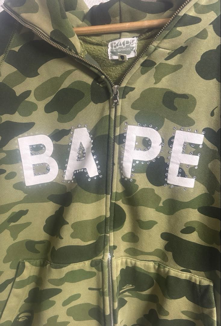 A Bathing Ape フルジップパーカー ラインストーン
