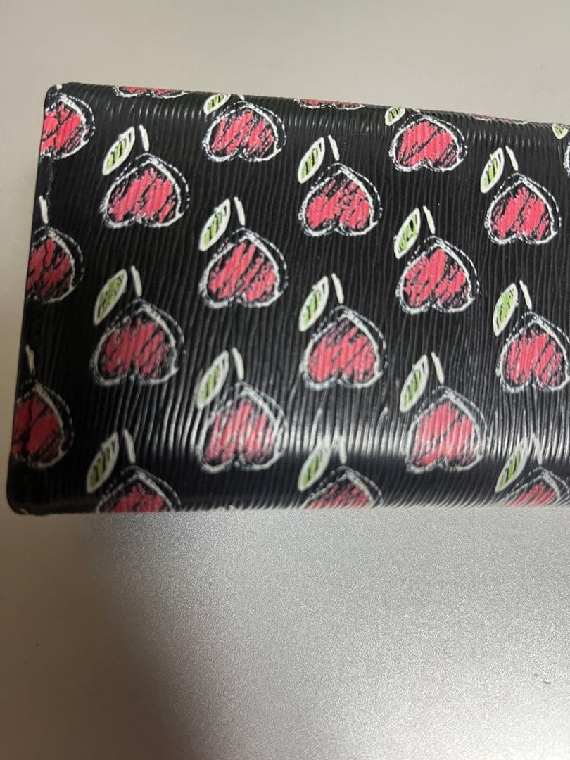 PRADA VITELLO MOVE 三つ折りハート柄財布 ABランク